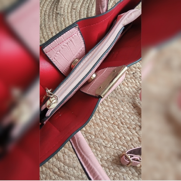 Baby Pink Crock Satchel Handbag As New - Picture 15 of 16